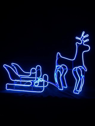 Фотография товара 'Winner Олень с санями малый 60*100см. СИНИЙ, 3033-60B, гибкий неон SMD, IP 65'