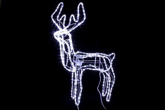 Фотография товара 'Winner Олень 3D голова двигается, 0,8*1м дюралайт flash-w, IP 65, 9121W'