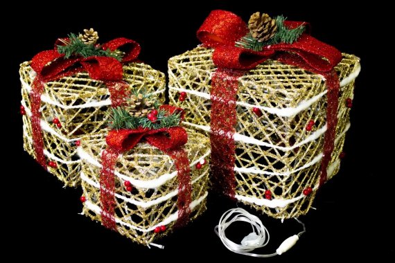 Фотография товара 'Winner 202ww Подарки светящиеся новогодние 3шт.15/20/25см'